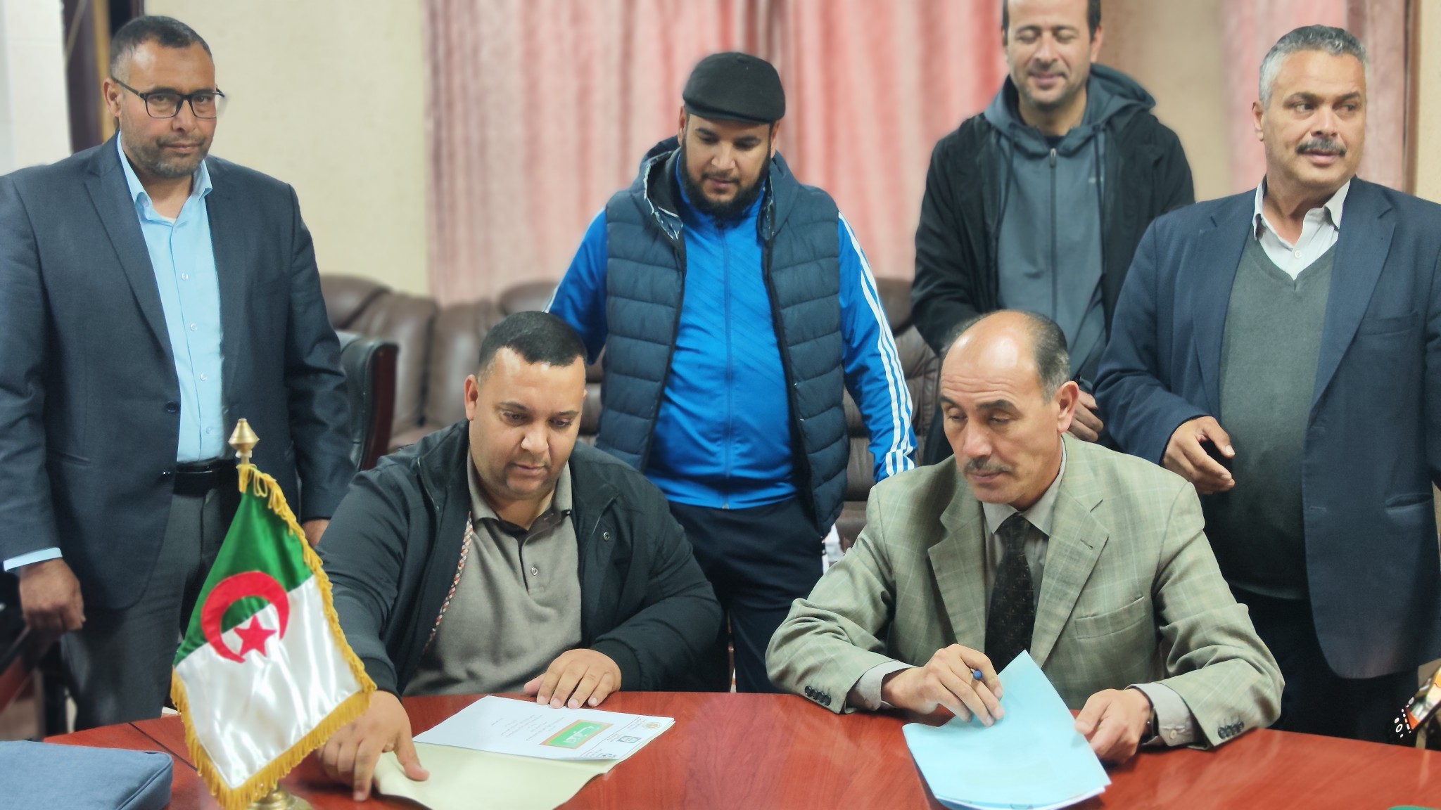 عقد اتفاقية مع الرابطة المدرسية