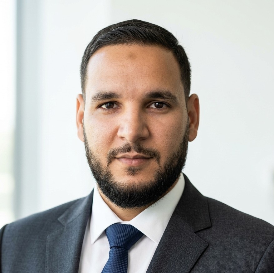 التخي أسامة